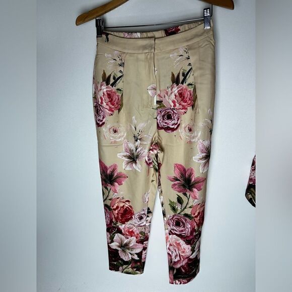 Tan Floral pants Suit roses - Picture 8 of 12